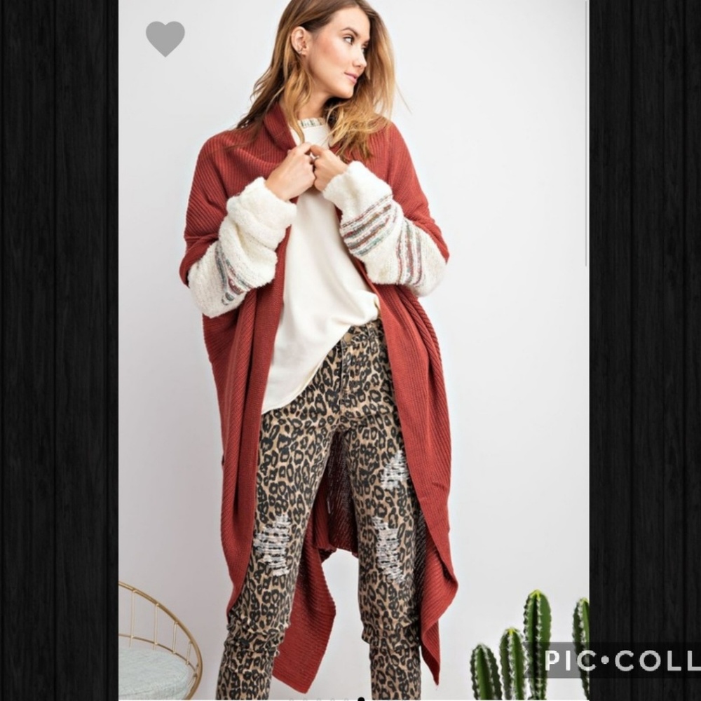 Easel Rust Cardigan Shrug
